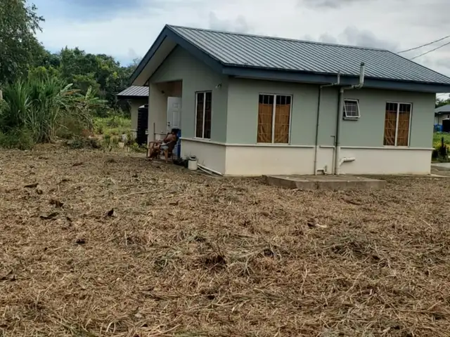 2-bedroom house in Moruga road St.Mary's to rent, Princes Town