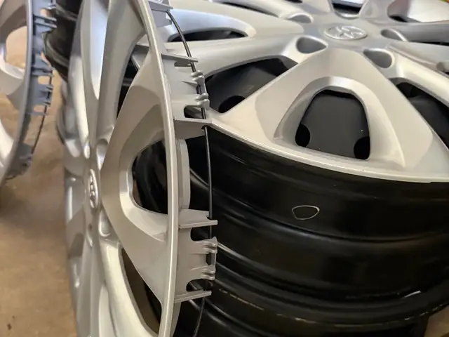 Steel Rim with Toyota Hub Caps, Chaguanas