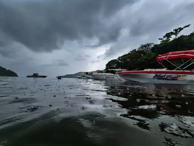 22 Ft Glasstron Boat, Chaguaramas