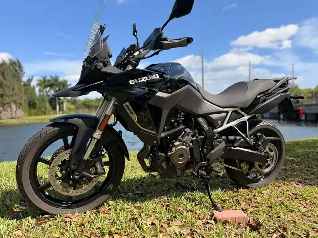 2024 Suzuki V-Strom 800, Aripero