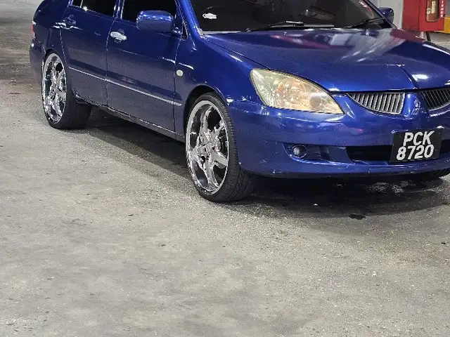 Mitsubishi Lancer