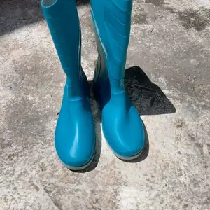 Boots, Charlieville