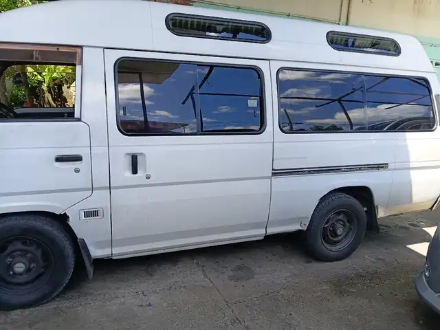 Nissan Caravan