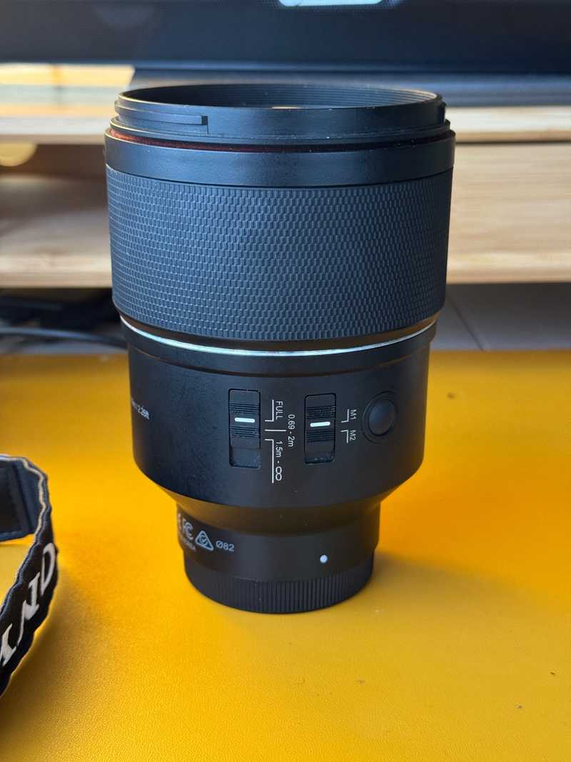 Samyang 135mm f1.8 FE- Sony TT$6,200 №565719 in South West
