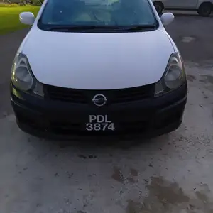 Nissan AD Wagon
