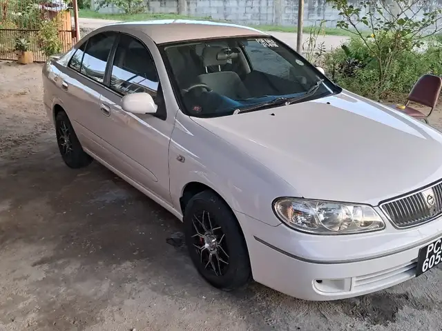 Nissan Almera