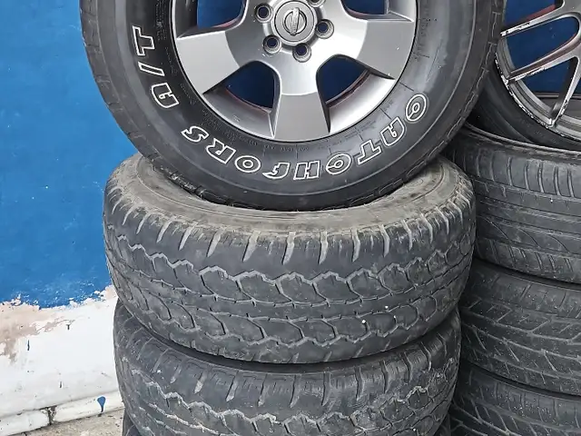Nissan Navara D40 rims, Chase Village