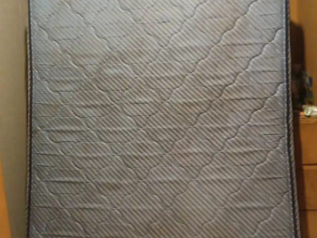 queen size mattress and base, Chaguanas
