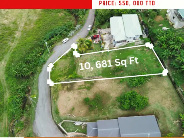 Residential land 10681 sq.ft, Roxborough