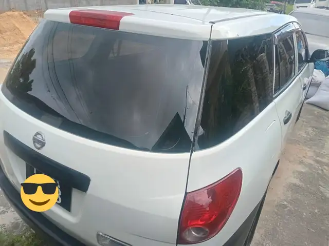 Nissan AD Wagon