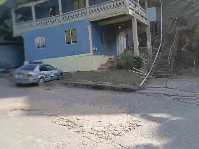 3-bedroom house in Mt Hope Road Extension, Mt Hope. to rent, Champs Fleurs