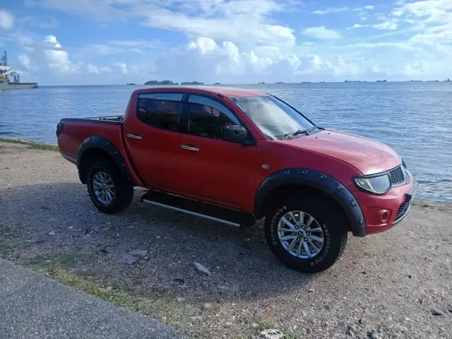 Mitsubishi L200