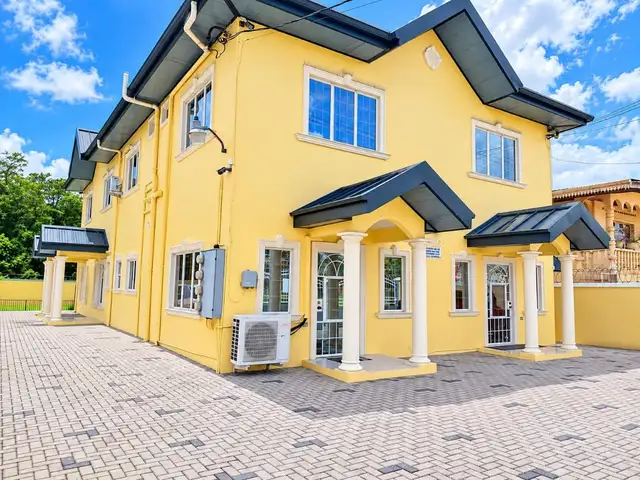 2-bedroom townhouse in Southern Main Road to rent, Claxton Bay