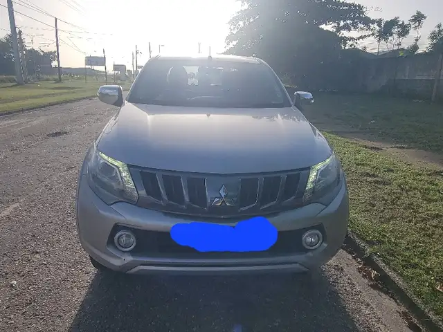 Mitsubishi L200