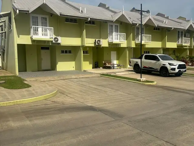 3-bedroom townhouse in Rainbow Court, Trincity to rent, Trincity