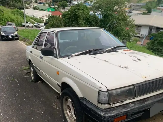 Nissan B12