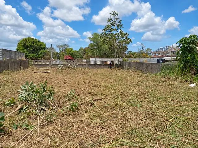 Residential land 5000 sq.ft, Longdenville