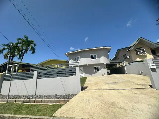 Commercial Property, Arima
