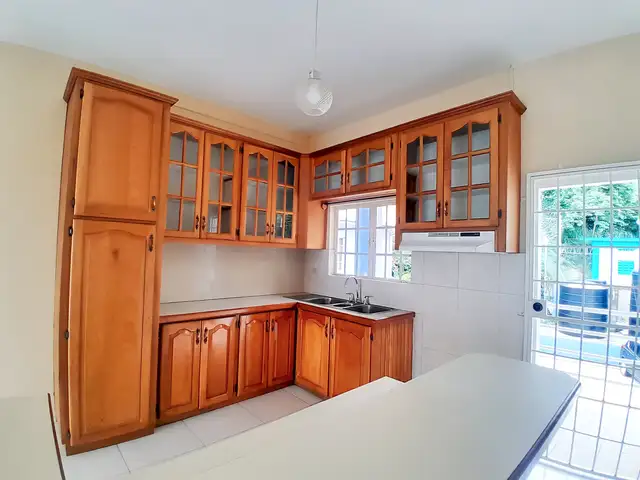 2-bedroom apartment in Mendez Drive, Champ Fleurs to rent, Champs Fleurs