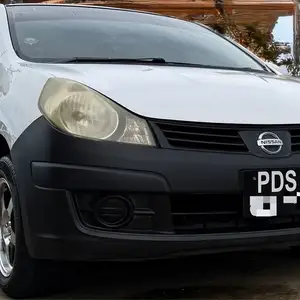 Nissan AD Wagon
