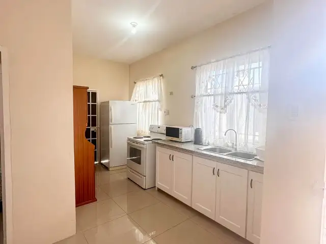 2-bedroom apartment in Belmont to rent, Belmont