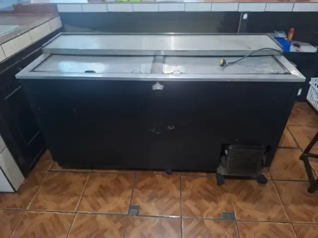 Beverage Cooler, San Fernando