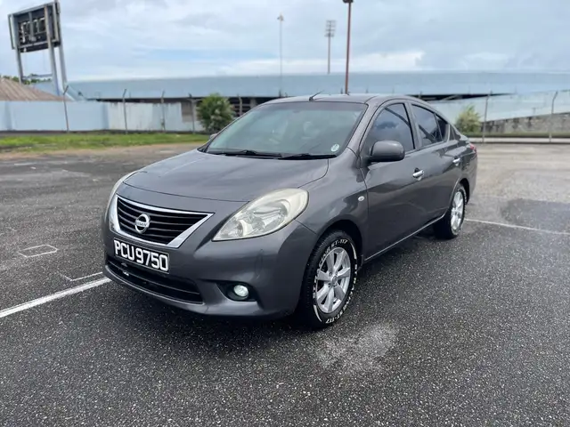 Nissan Versa