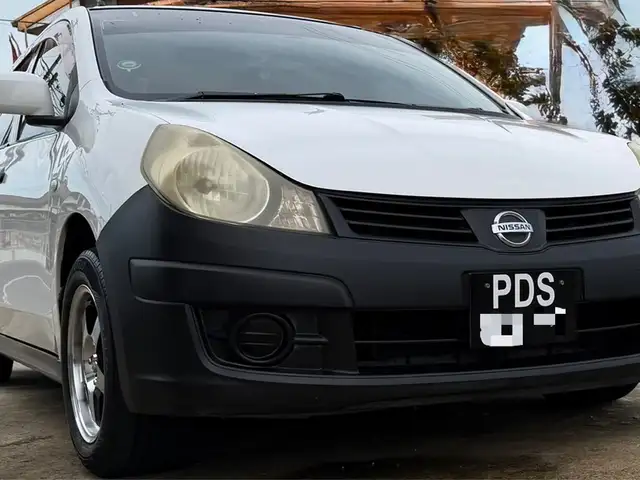 Nissan AD Wagon