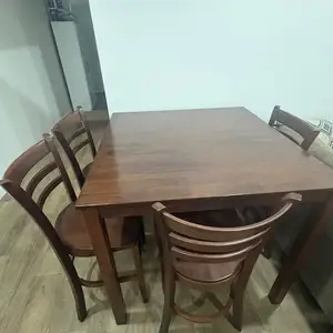 Table, Aranguez