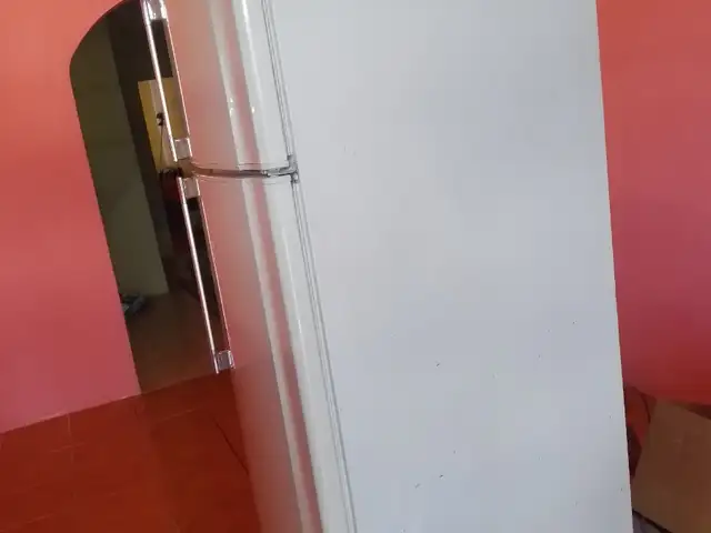 Sharp refrigerator, Arima