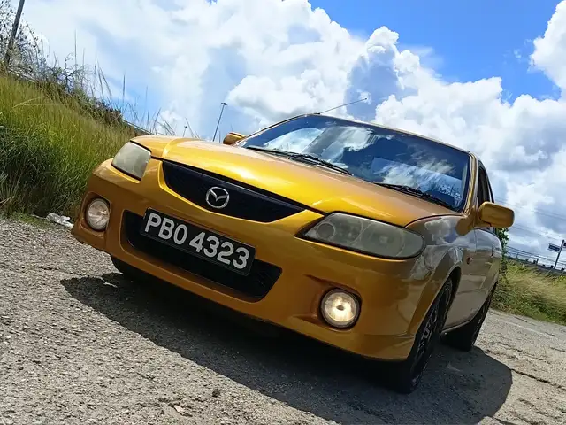 Mazda 323