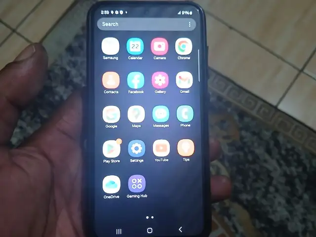 Samsung S23 128gb in mint condition, Tunapuna