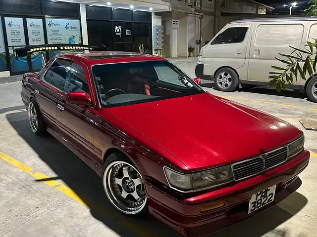 Nissan Laurel
