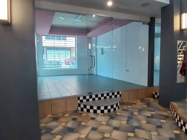 Commercial Space, San Fernando, San Fernando