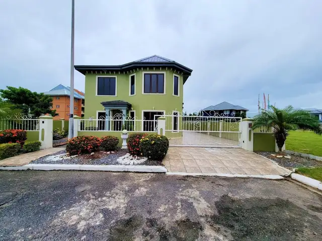 4-bedroom house in Trincity for sale, Trincity