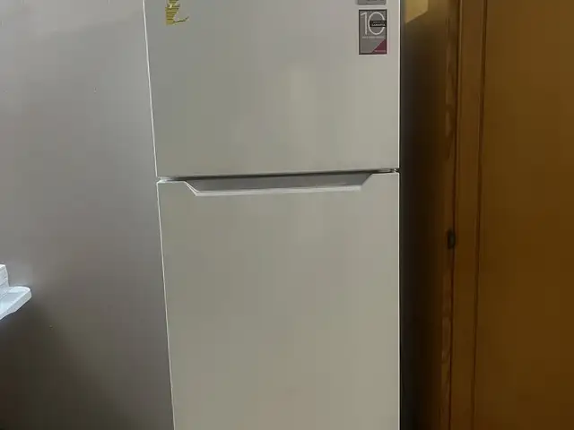 15cft Fridge, Trincity
