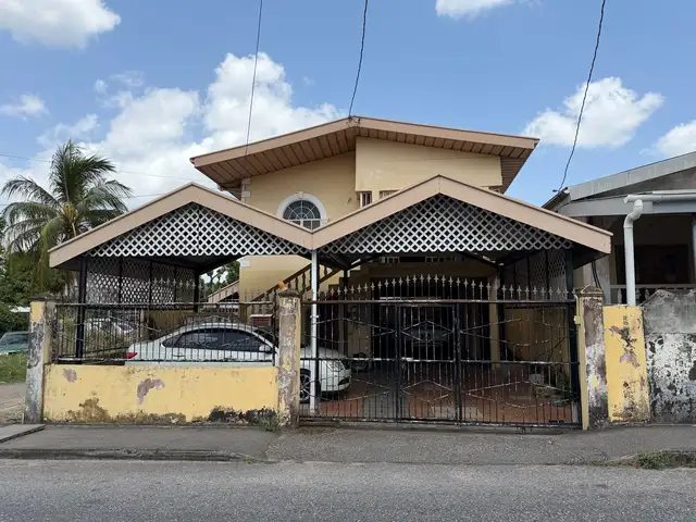 5-bedroom house in El Dorado for sale, El Dorado