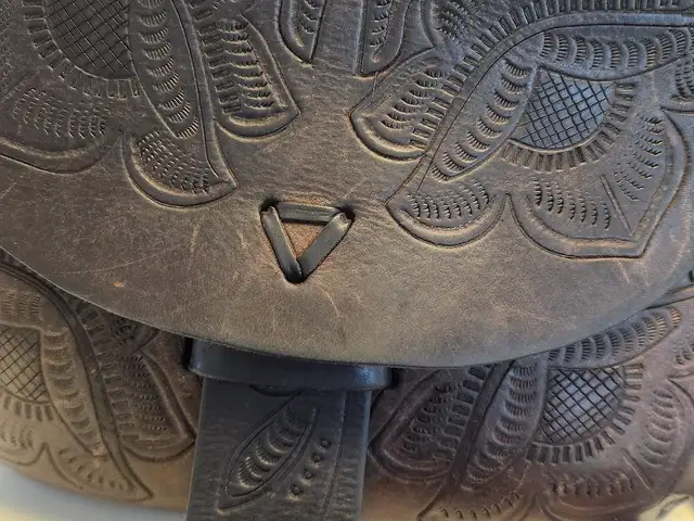 Leather bag, Trincity
