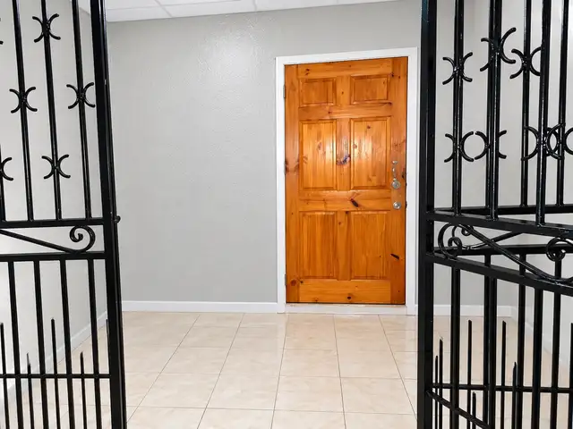 1-bedroom apartment in st G to rent, Morvant
