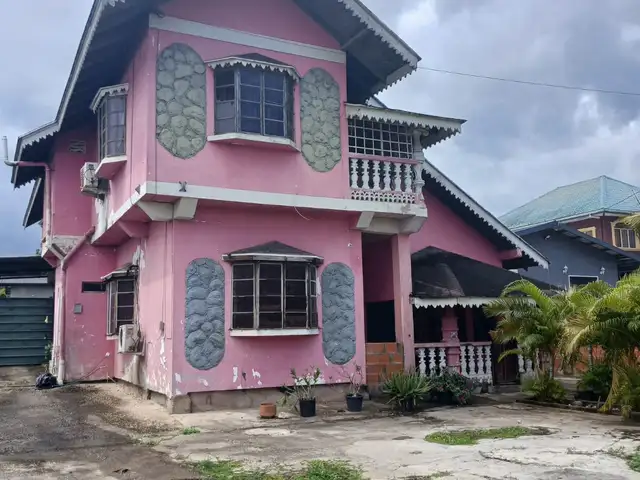 8-bedroom house in Kanhai Branch Road for sale, Barrackpore