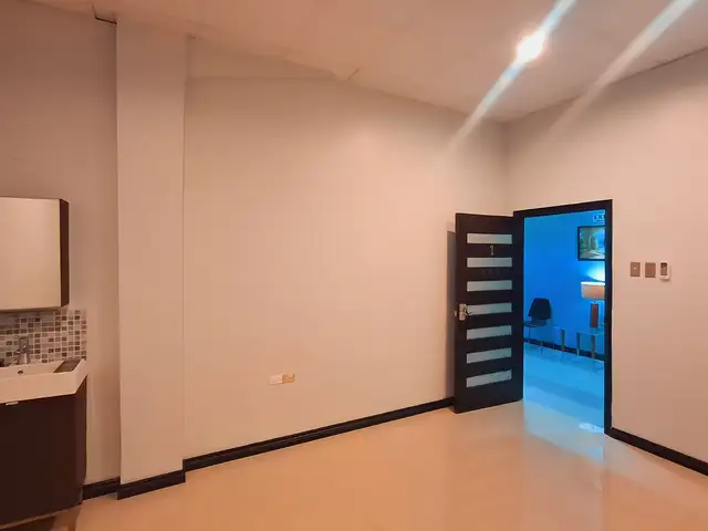 Utilities Included, Commercial Space, Cocoyea, San Fernando, San Fernando