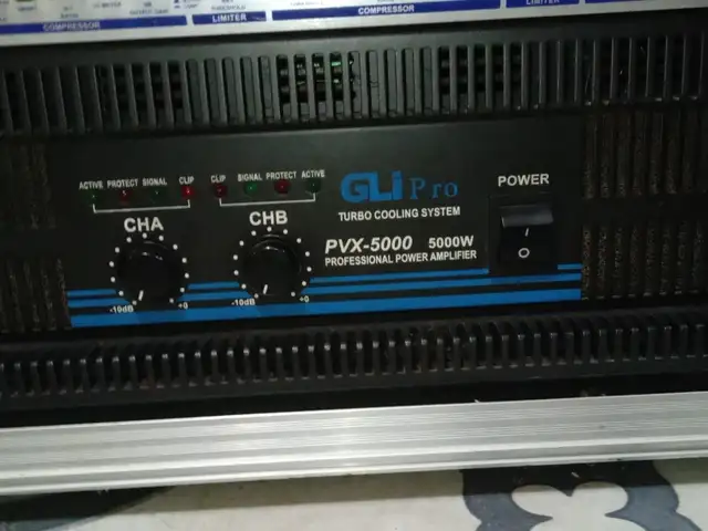 GLI Pro PVX-5000w professional power amp., Arima